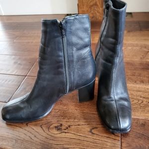 Nine West boots 8M